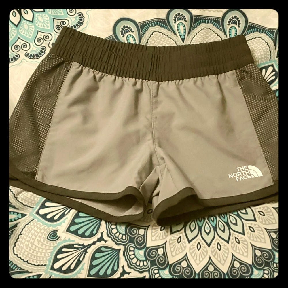 NWOT Girl' shorts
